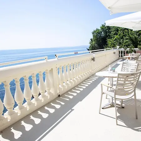 Hotel Pontikonisi & Suites-adults Only 3*