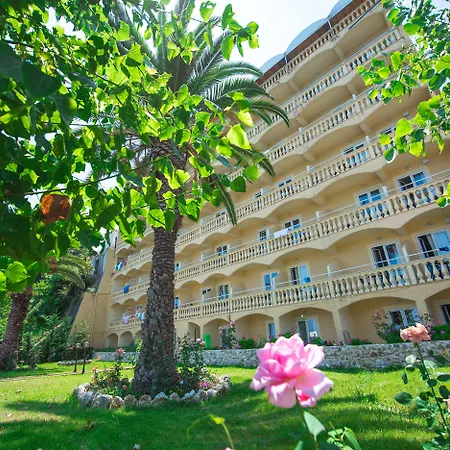 Hotel Pontikonisi & Perama (Corfu)
