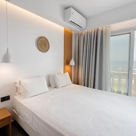 ホテル Pontikonisi & Suites-adults Only 3*
