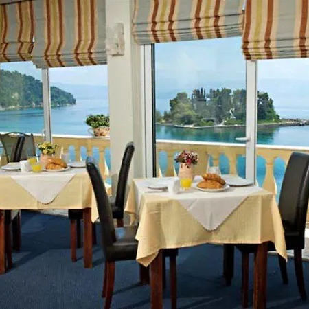 Pontikonisi & Hotel 3*
