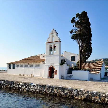 Pontikonisi & 3* Perama (Corfu)