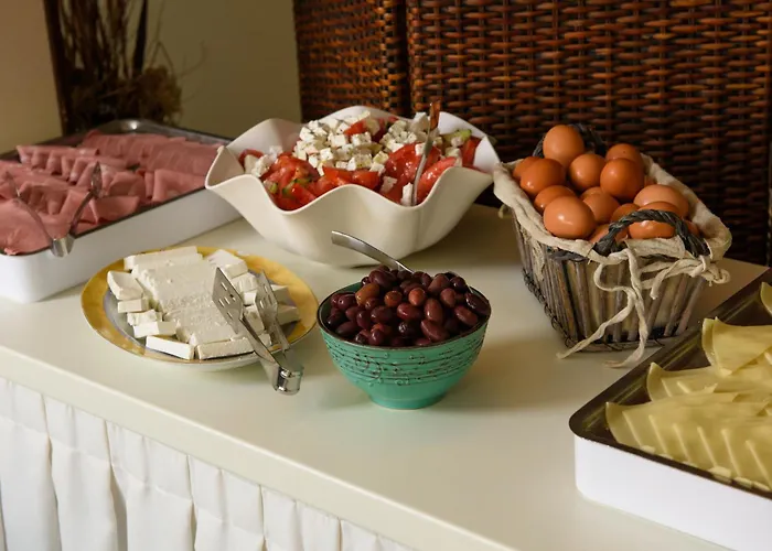 Отель Pontikonisi & Suites-adults Only Перама