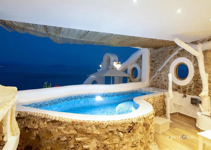 Pontikonisi & Suites-adults Only Perama