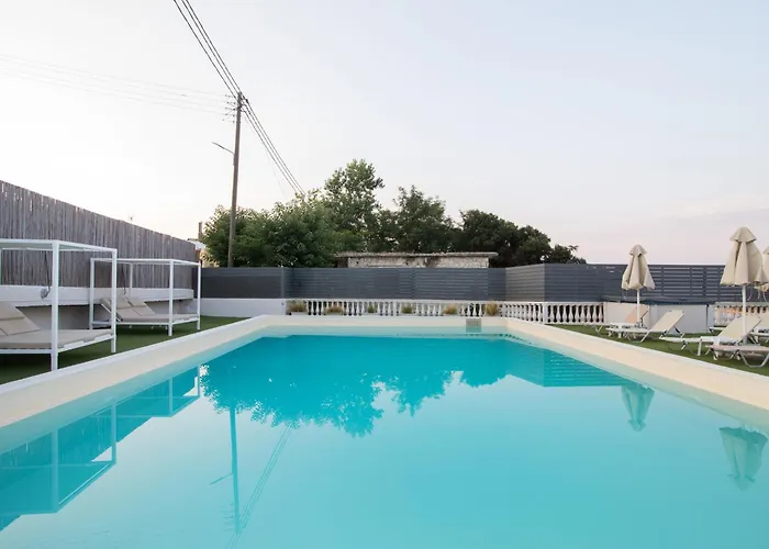 Pontikonisi & Suites-adults Only 3* Perama