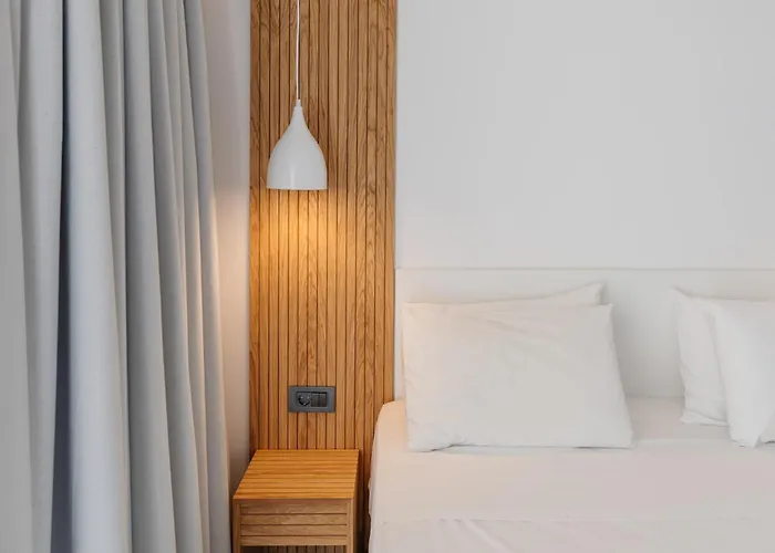 Pontikonisi & Suites-adults Only Hotel Perama